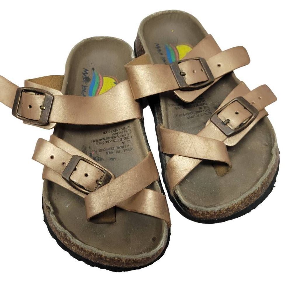 Maui Island buckle sandals 8